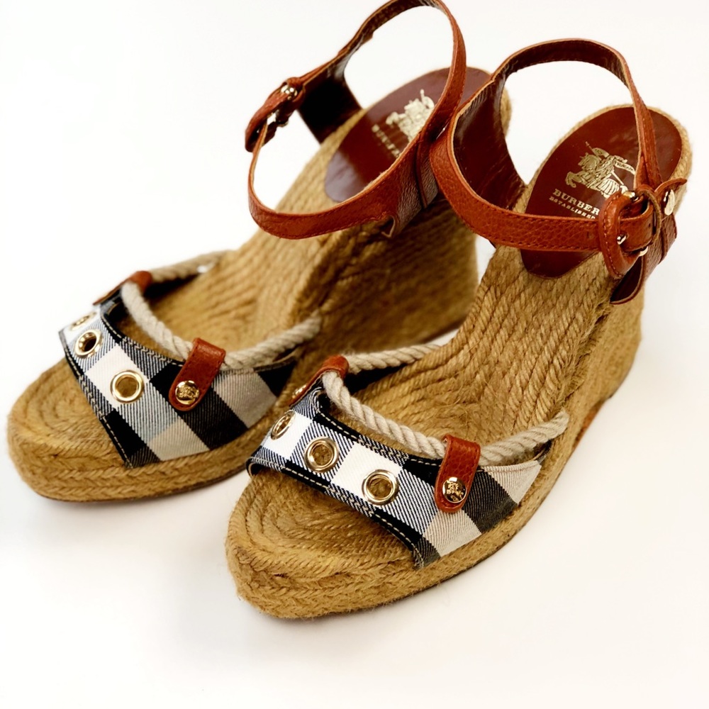 Burberry “Nova Check” Wedge